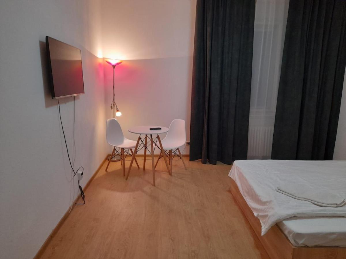 Piata Unirii- 1 Room Studio Apartment Тимишоара Экстерьер фото